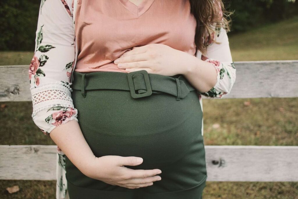 sesja fotograficzna w ciąży