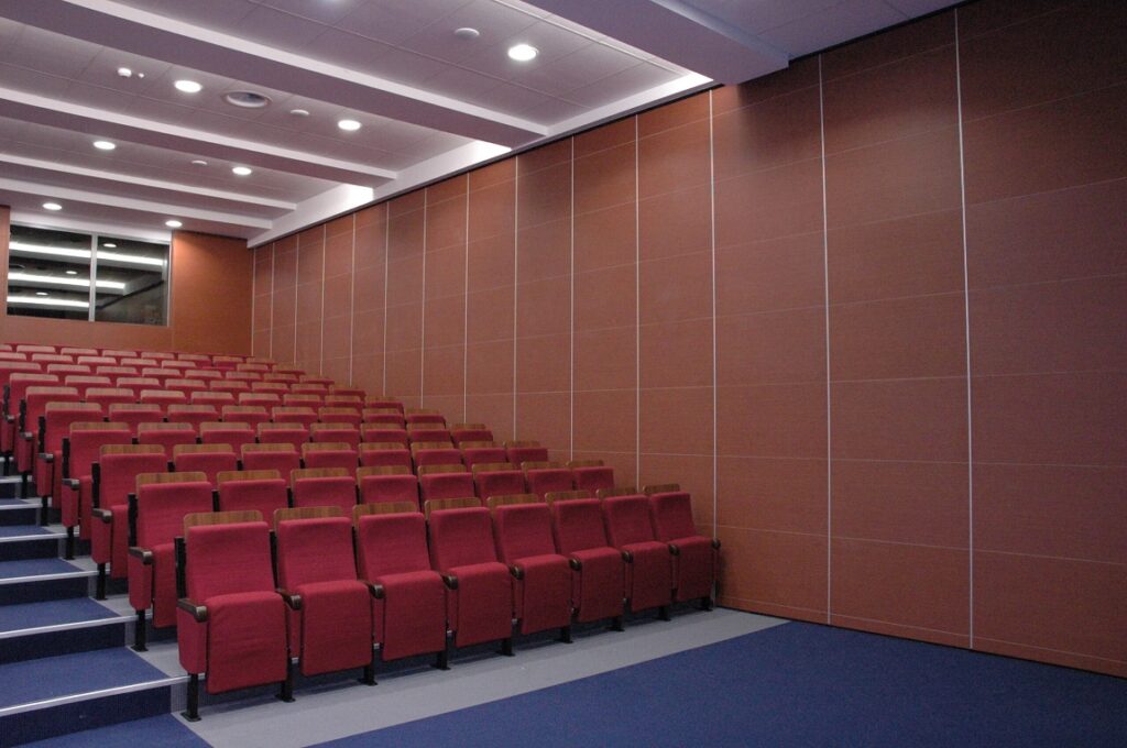 ściany mobilne przesuwne